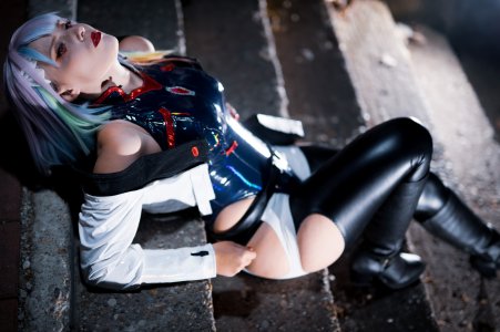 Lucy – Cyberpunk