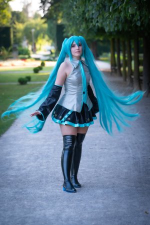 Hatsune Miku – V2