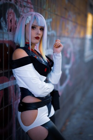 Lucy – Cyberpunk